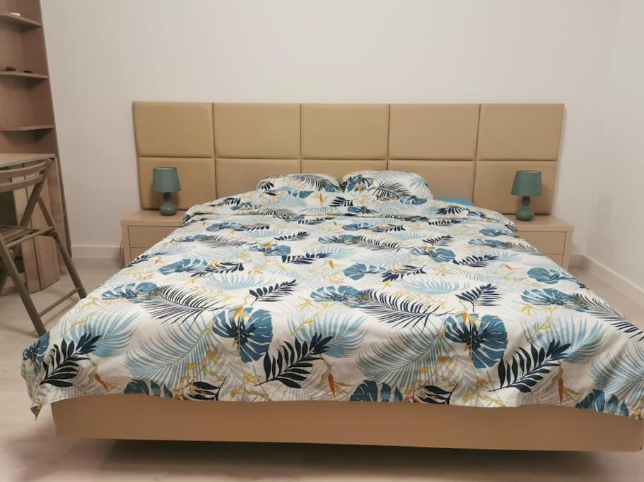Studio Carol - Rond Baba Novac Appartement Boekarest Buitenkant foto