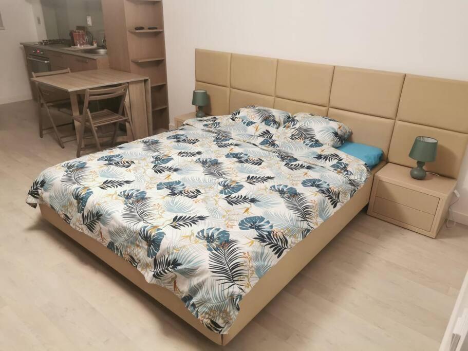 Studio Carol - Rond Baba Novac Appartement Boekarest Buitenkant foto