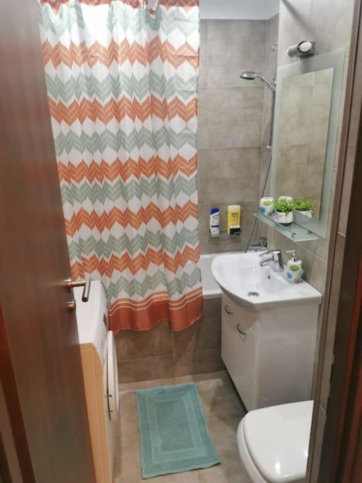 Studio Carol - Rond Baba Novac Appartement Boekarest Buitenkant foto